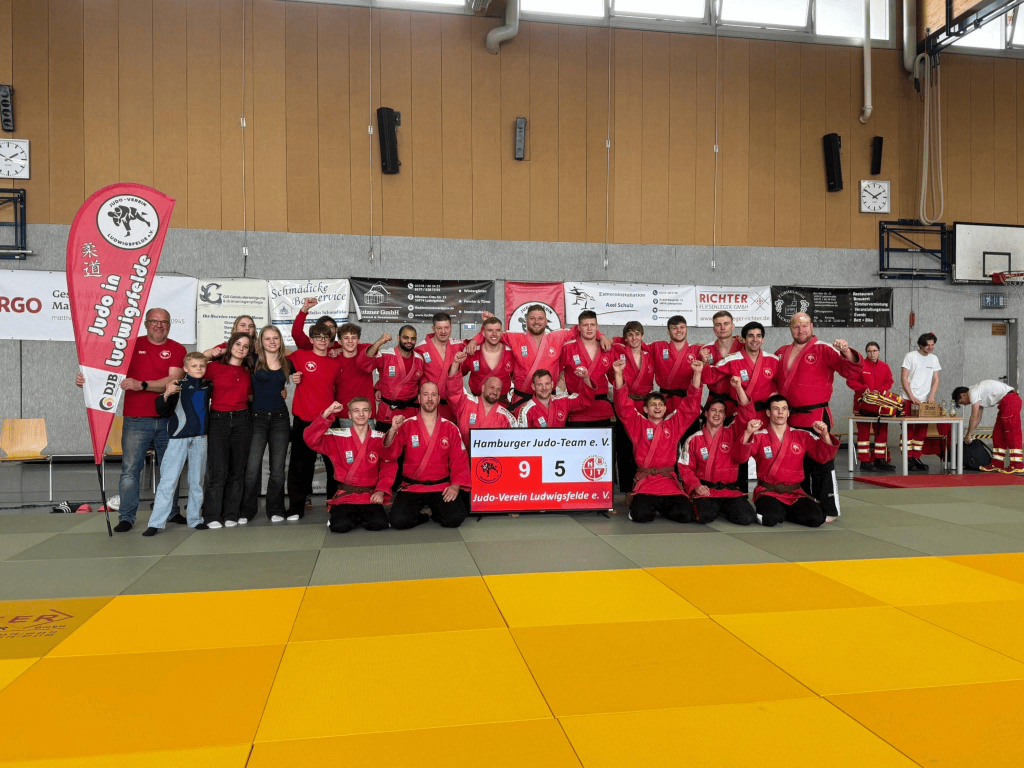 Starker Saisonauftakt: Ludwigsfelde bezwingt Hamburg mit 9:5 🔥💪🏾 Image 5